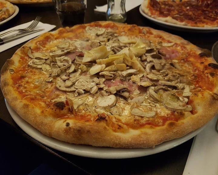 Adriano Pizzeria